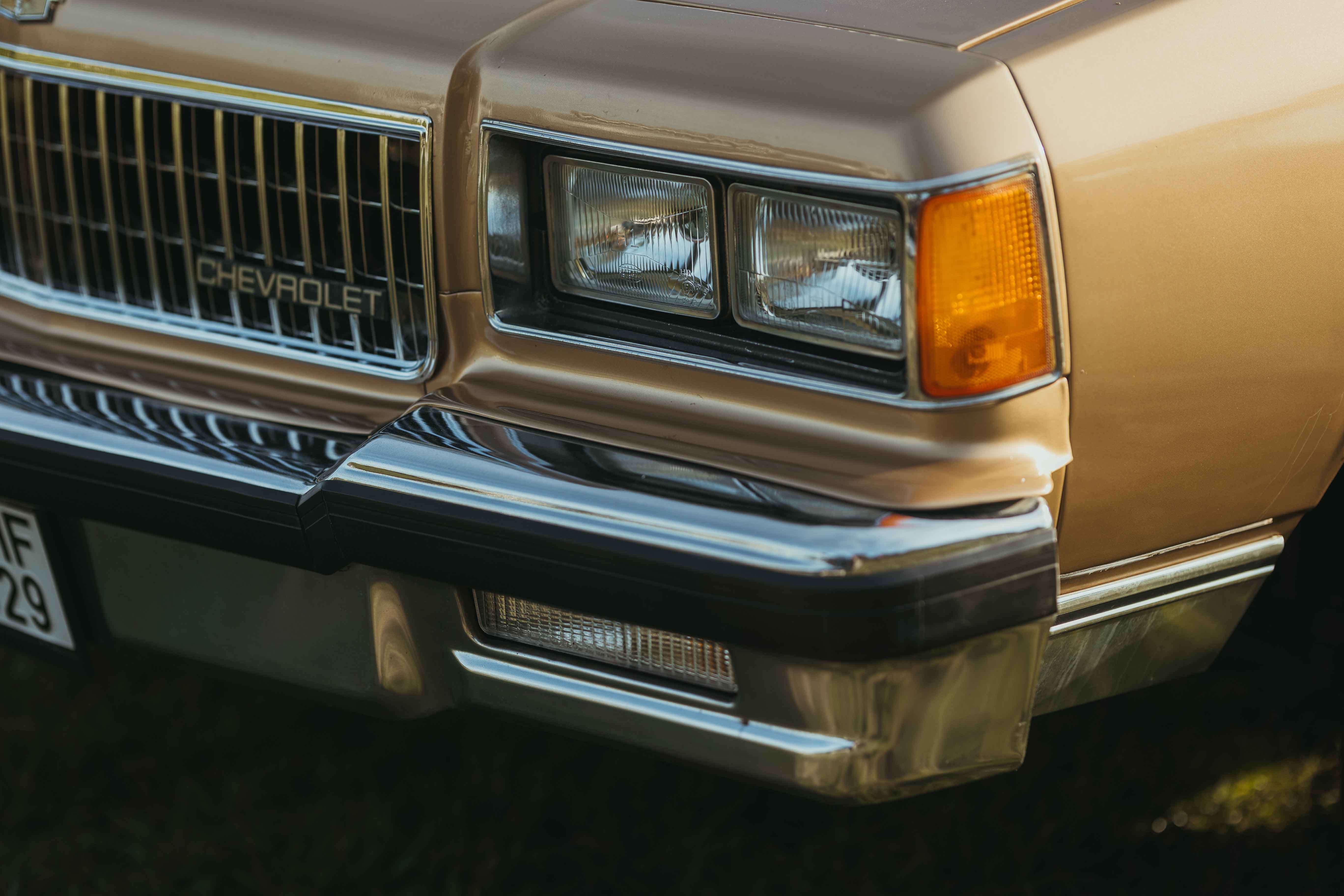 Chevrolet Caprice Classic dashboard instruments and gauges